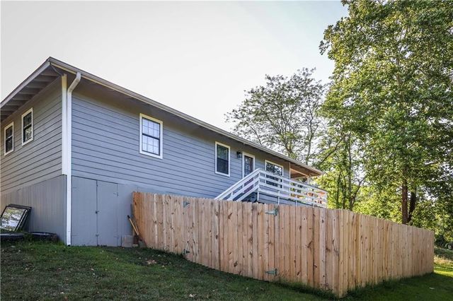 124 Stateline Drive, Holiday Island, AR 72631