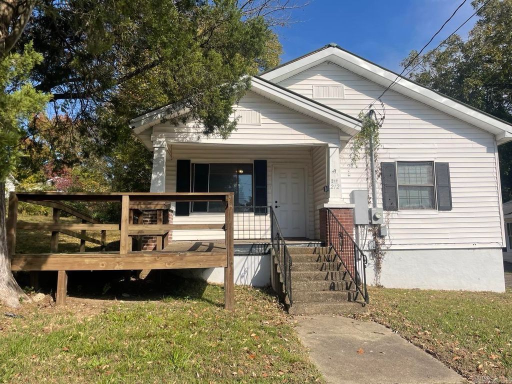 212 Alcorn Street, Hot Springs, AR 71901