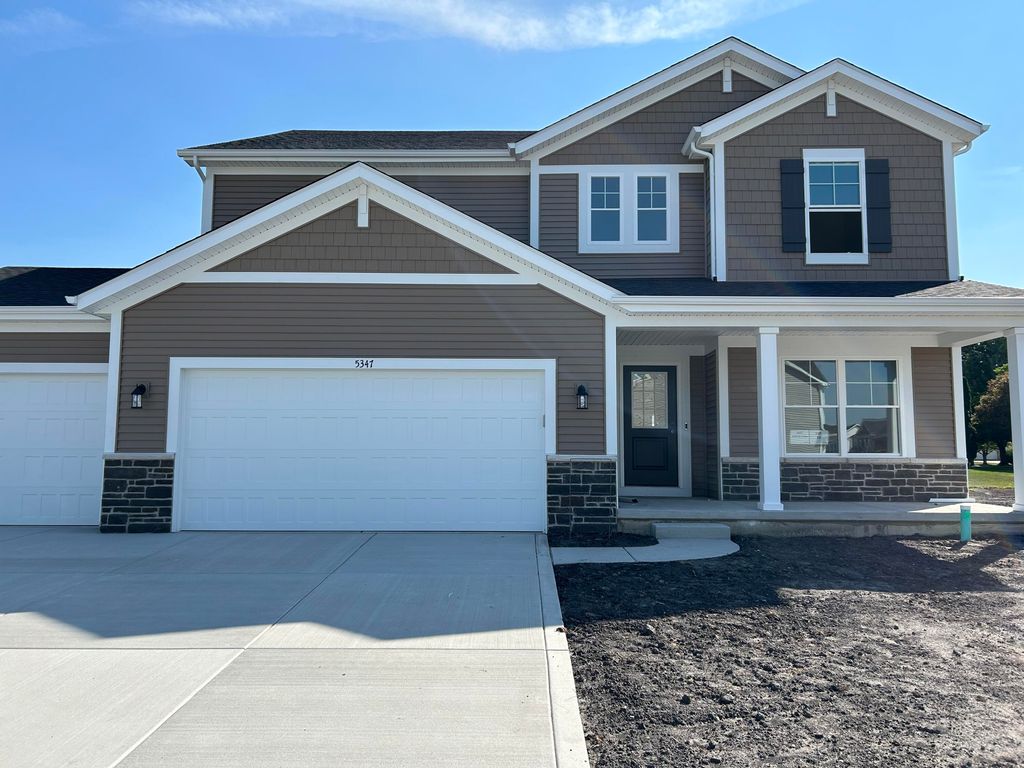 5347 Jaskula Lane, Schererville, IN 46375