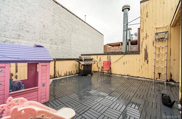 1496 Hicks Street, Bronx, NY 10469