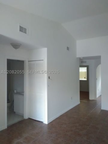 2910 SE 13th Rd 204-44, Homestead, FL 33035