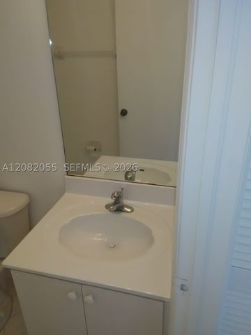 2910 SE 13th Rd 204-44, Homestead, FL 33035