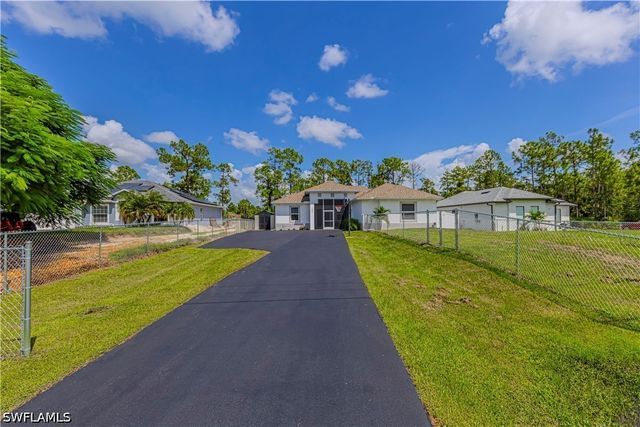 3449 43rd AVE NE, Naples, FL 34120