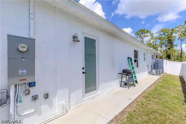 3449 43rd AVE NE, Naples, FL 34120