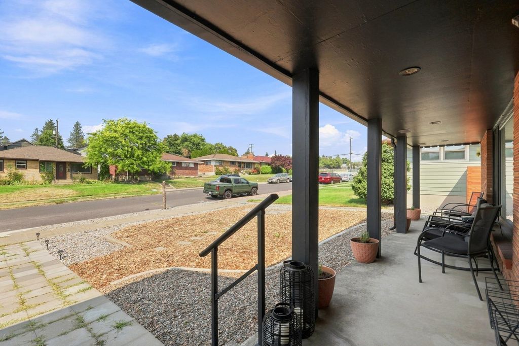 2917 W Princeton Ave, Spokane, WA 99205 photo 4