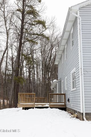 3009 Acorn Court, Guilderland, NY 12303