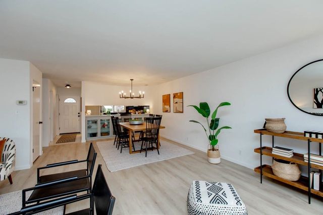 1160 1160 Marianas Ln, Alameda, CA 94502