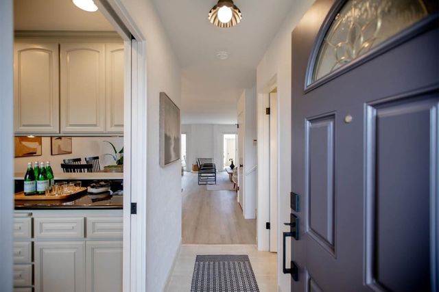 1160 1160 Marianas Ln, Alameda, CA 94502