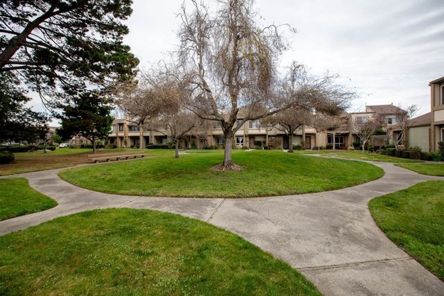 1160 1160 Marianas Ln, Alameda, CA 94502