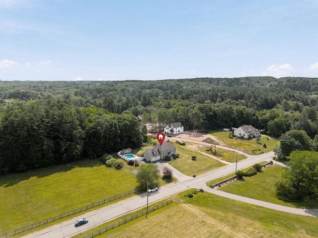 40 Elmwood Street, Salisbury, MA 01952