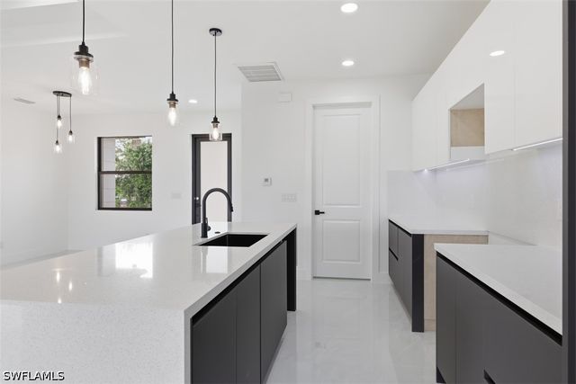 1222 Earnest ST E, Lehigh Acres, FL 33974