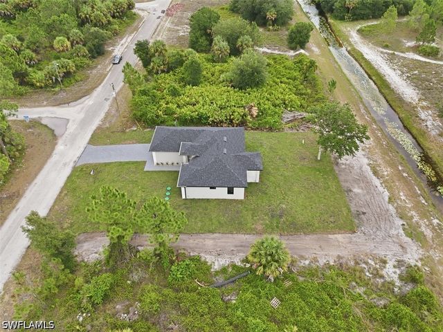 1222 Earnest ST E, Lehigh Acres, FL 33974