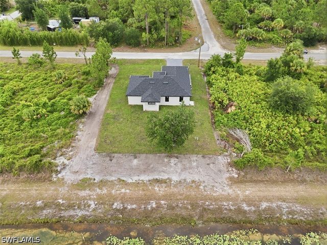 1222 Earnest ST E, Lehigh Acres, FL 33974