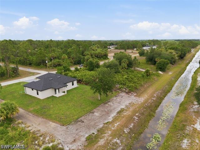 1222 Earnest ST E, Lehigh Acres, FL 33974