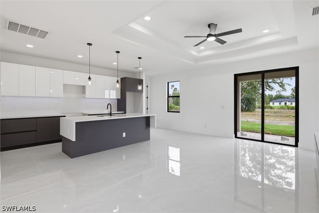 1222 Earnest ST E, Lehigh Acres, FL 33974