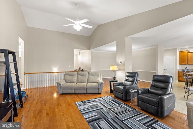 201 PEACH TREE CT, Front Royal, VA 22630