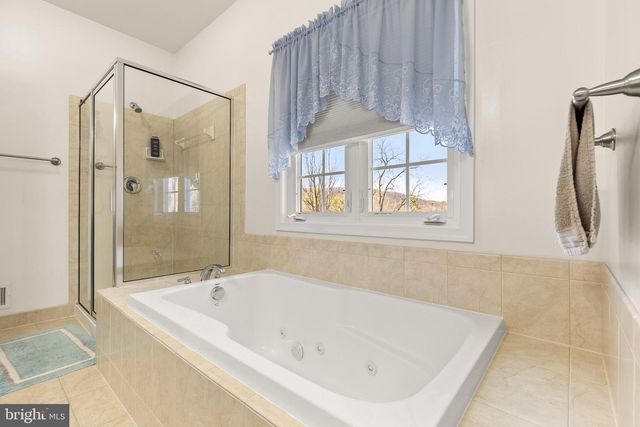 201 PEACH TREE CT, Front Royal, VA 22630