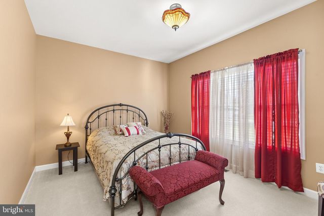 201 PEACH TREE CT, Front Royal, VA 22630