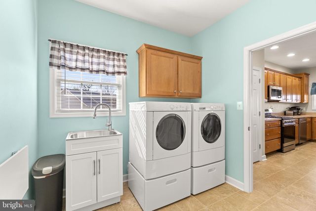 201 PEACH TREE CT, Front Royal, VA 22630