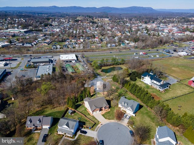 201 PEACH TREE CT, Front Royal, VA 22630