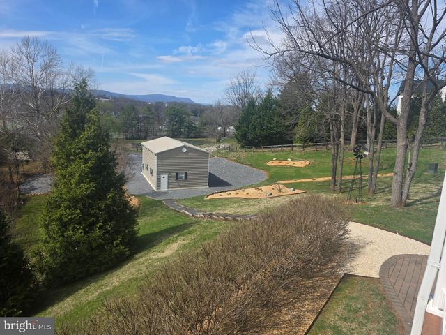 201 PEACH TREE CT, Front Royal, VA 22630