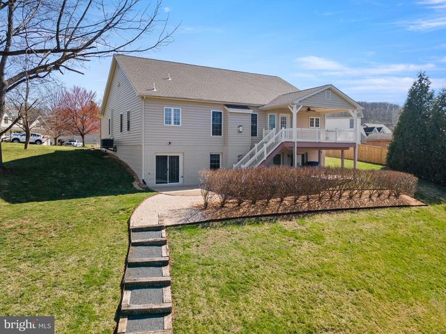 201 PEACH TREE CT, Front Royal, VA 22630