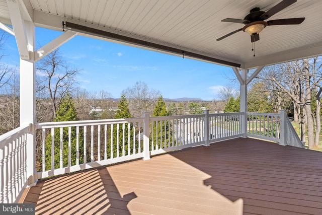 201 PEACH TREE CT, Front Royal, VA 22630