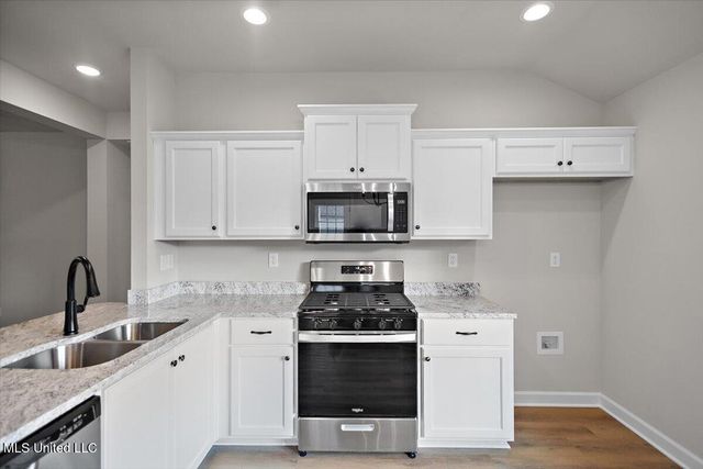 13829 Wesley Banks Boulevard, Olive Branch, MS 38654