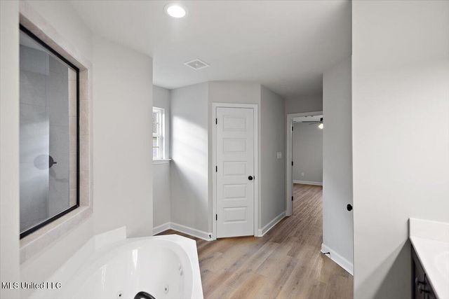 13829 Wesley Banks Boulevard, Olive Branch, MS 38654