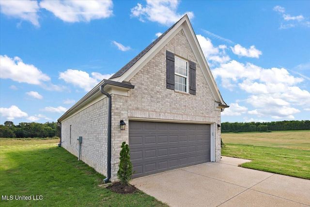 13829 Wesley Banks Boulevard, Olive Branch, MS 38654