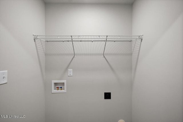 13829 Wesley Banks Boulevard, Olive Branch, MS 38654