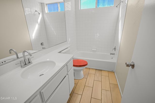 44910 E 12th Street, Lancaster, CA 93535