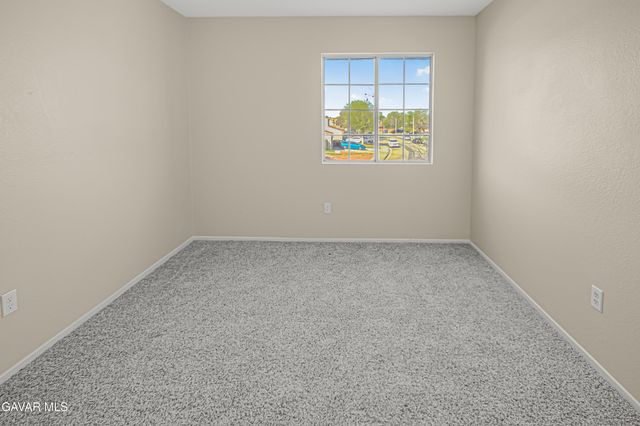 44910 E 12th Street, Lancaster, CA 93535