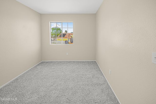 44910 E 12th Street, Lancaster, CA 93535