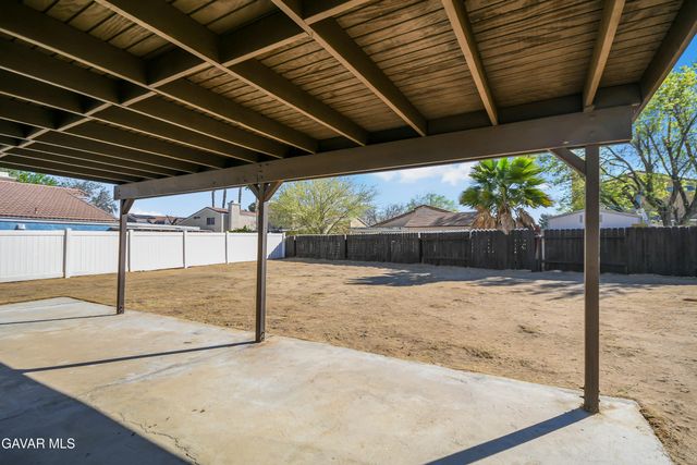 44910 E 12th Street, Lancaster, CA 93535
