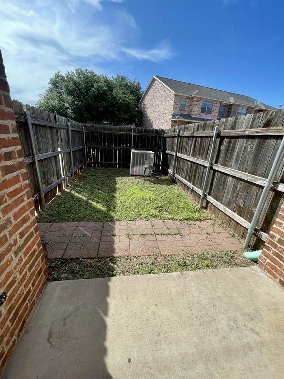 Image 17 of property listing at 4441 Oak Grove Boulevard, San Angelo, TX 76904