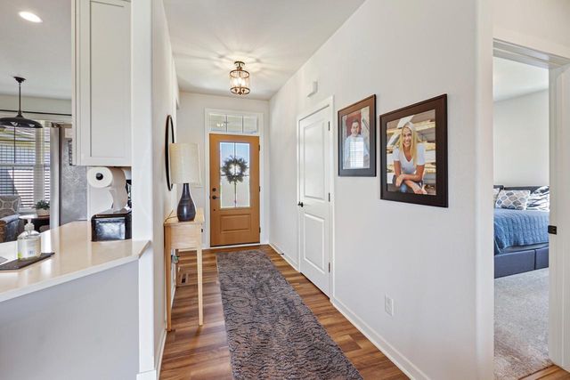 W223N4688 Seven Oaks DRIVE, Pewaukee, WI 53072