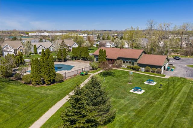 352 Surrey Hill, Henrietta, NY 14623