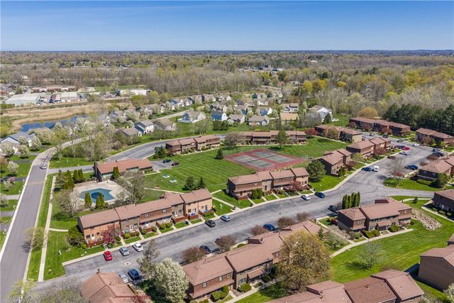 352 Surrey Hill, Henrietta, NY 14623