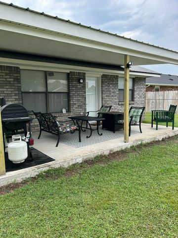 2238 Birch Lane, Miami, OK 74354