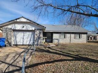 2238 Birch Lane, Miami, OK 74354