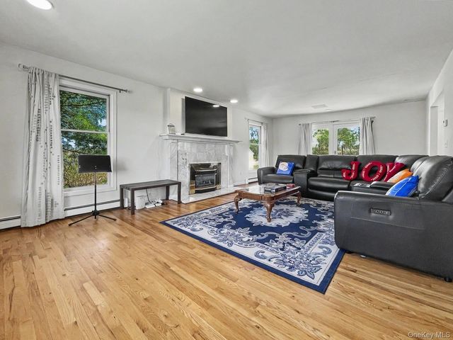 315 Arcadia Road, Goshen, NY 10924