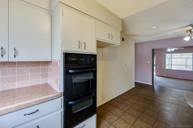 8105 Brock Ct, Lemon Grove, CA 91945
