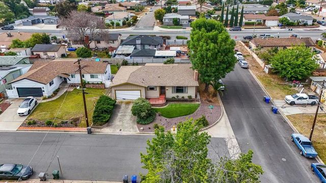 8105 Brock Ct, Lemon Grove, CA 91945