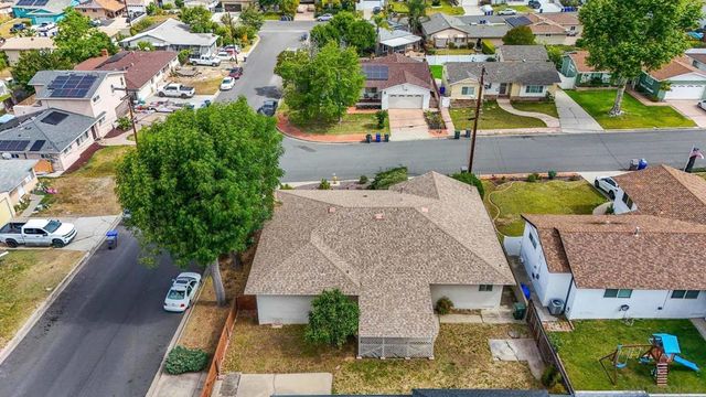 8105 Brock Ct, Lemon Grove, CA 91945