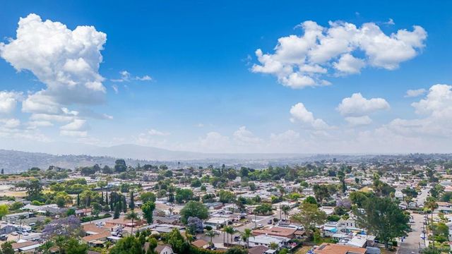 8105 Brock Ct, Lemon Grove, CA 91945
