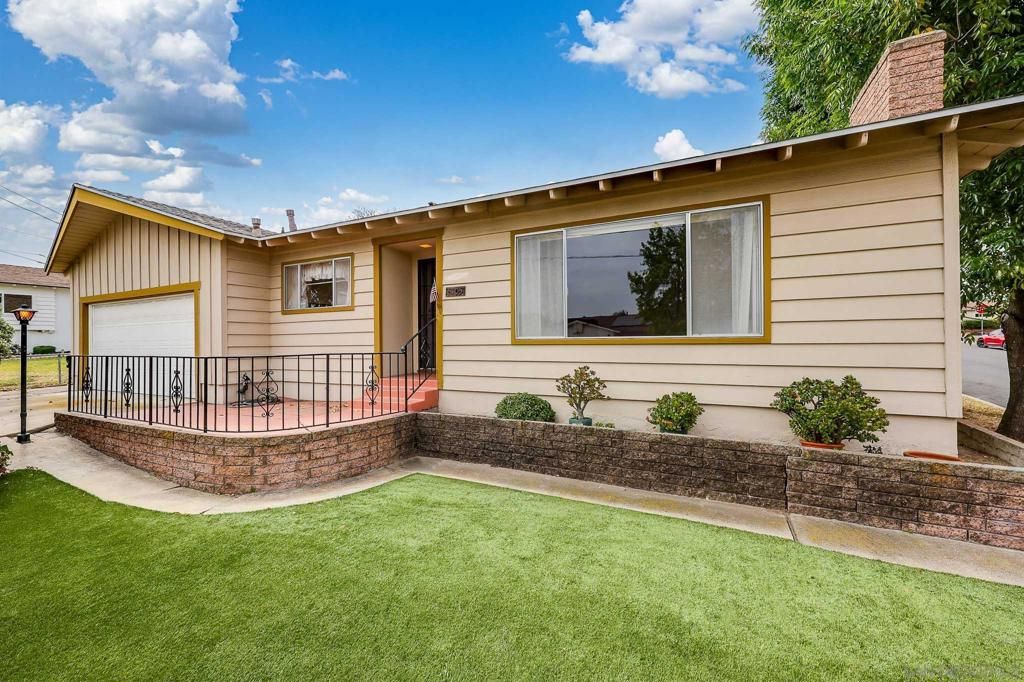 8105 Brock Ct, Lemon Grove, CA 91945