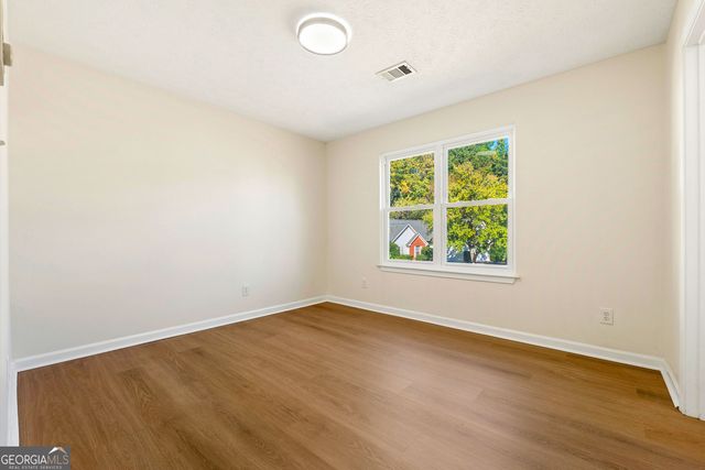 963 Sugar Landing Circle, Buford, GA 30518