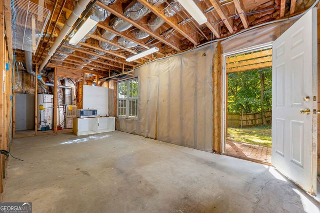 963 Sugar Landing Circle, Buford, GA 30518
