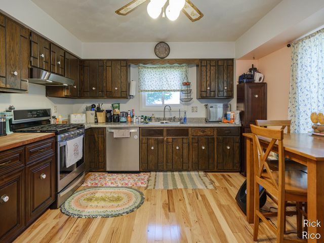 8290 E W Avenue, Vicksburg, MI 49097